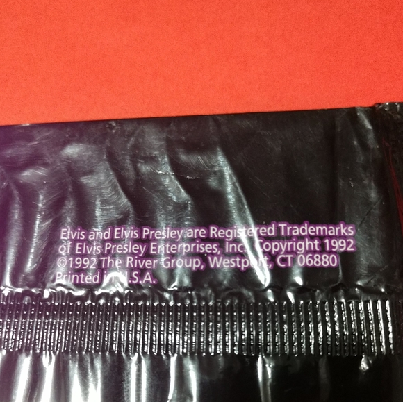 💖Elvis Presley Collection Series One 1992 Pack of 12 Cards Factory Sealed New - Picture 4 of 4